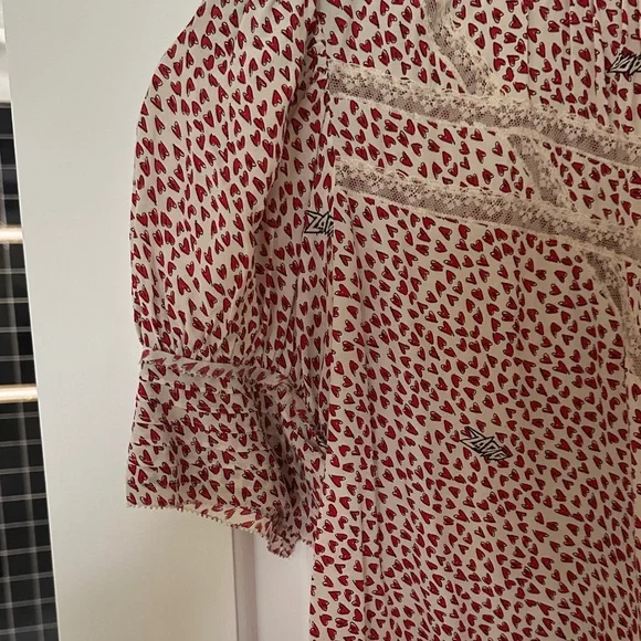 Heart Patterned Blouse - Picture 2 of 3